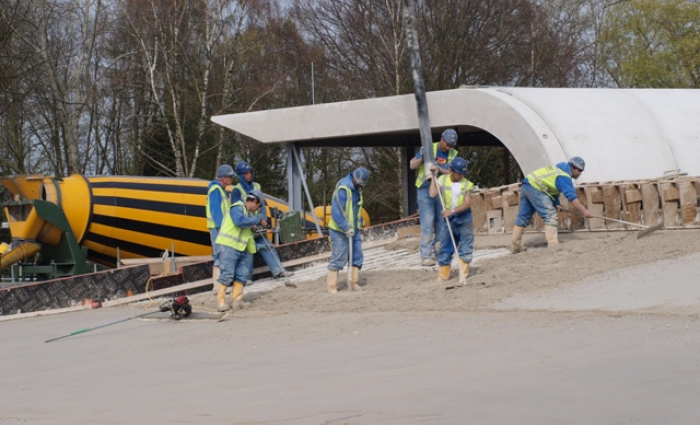 Laatste betonstort dak_web1.jpg