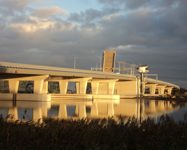 Golden Ramspolbrug.JPG