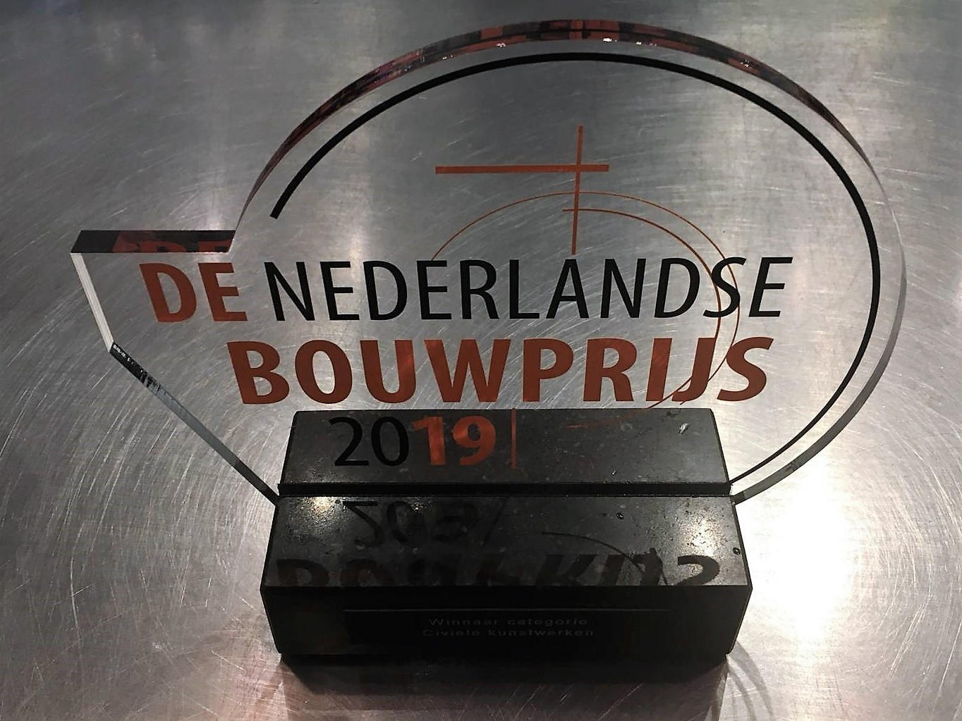 Award Nederlandse Bouwprijs 2019.jpeg